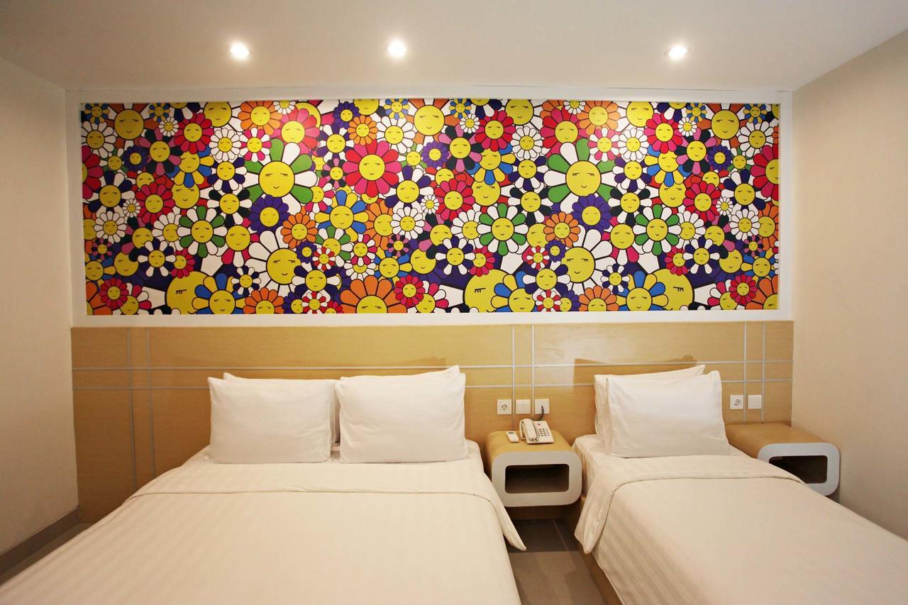 Nite & Day Surabaya - Gunungsari Hotel Ngoại thất bức ảnh